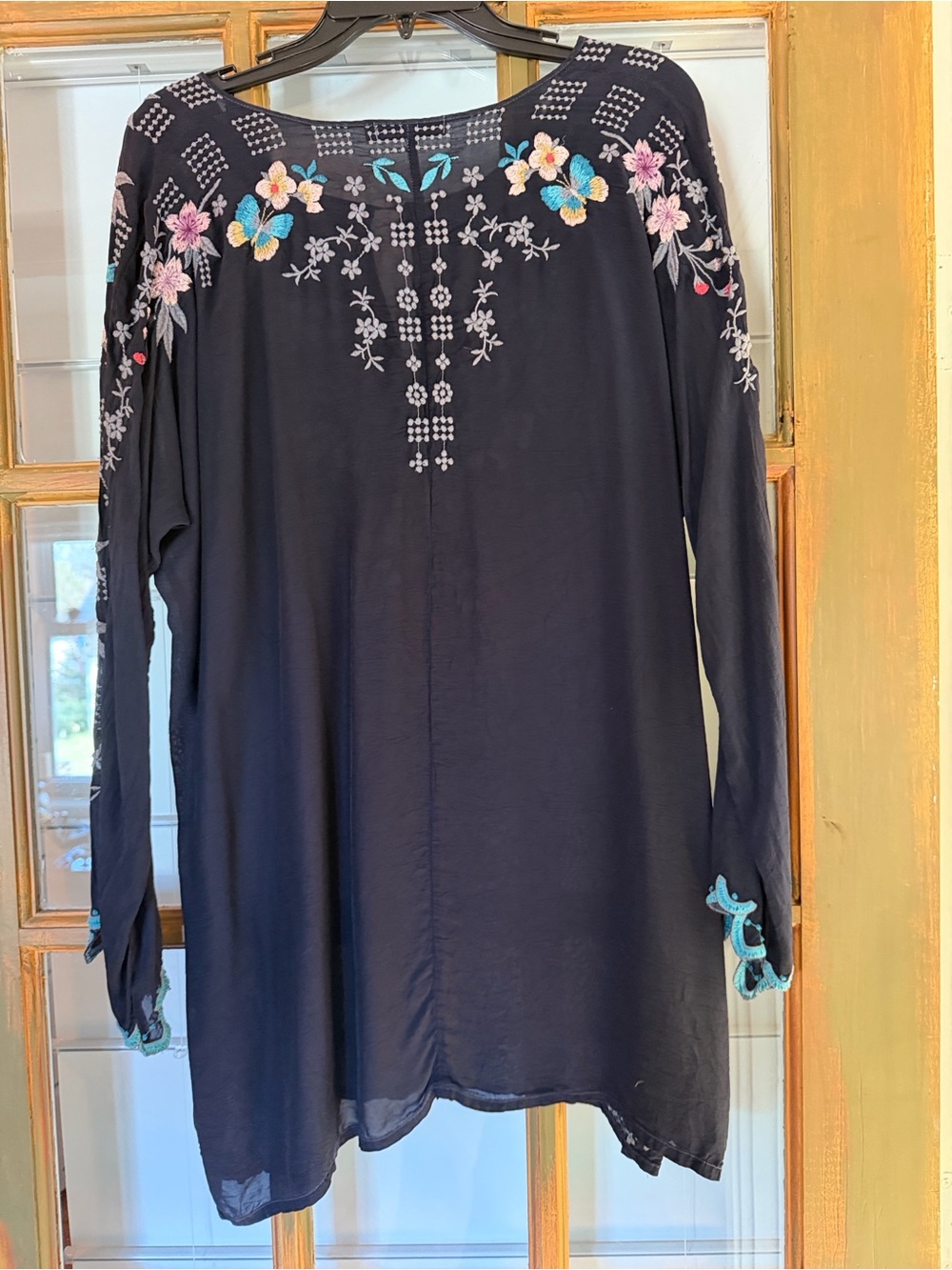 Johnny Was Navy Floral Embroidered Tunic Top - Picture 8 of 11